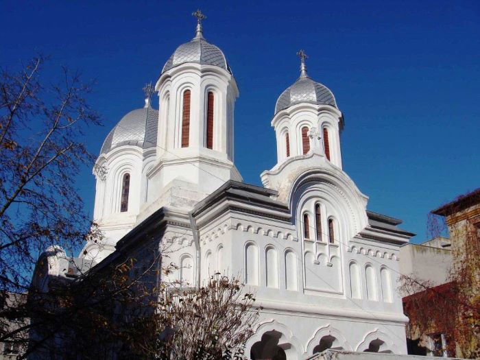 [Bild der Weien Kirche]