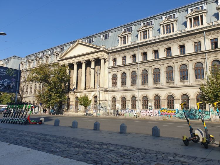universitatea-bucuresti-scaled.jpg