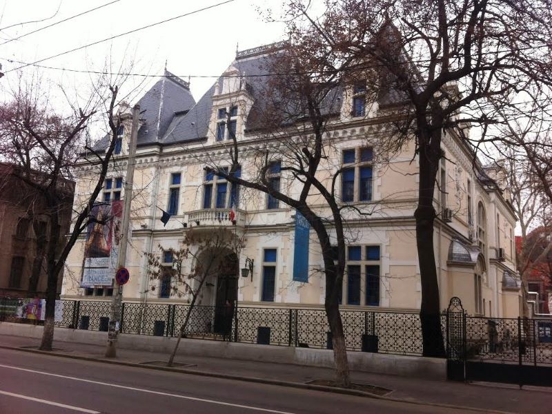 Institutul-Francez.jpg